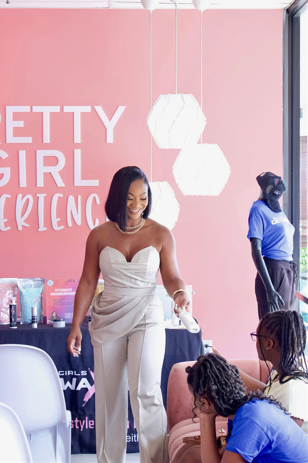 Pretty Girls Get Waxed